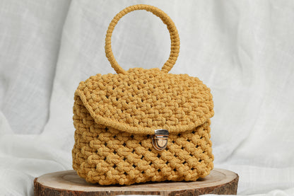 Bolso Deseo · Elegancia artesanal en macramé ·