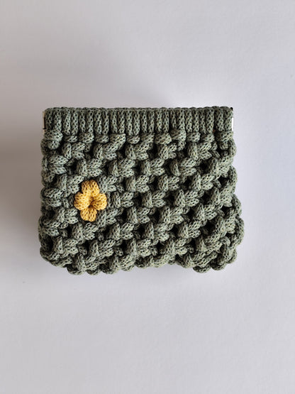 Monedero "Beso de Flor" · Pequeño tesoro artesanal ·