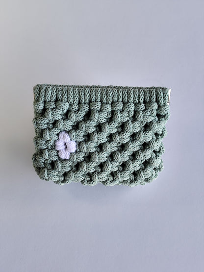 Monedero "Beso de Flor" · Pequeño tesoro artesanal ·