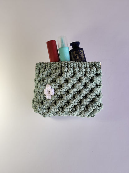 Monedero "Beso de Flor" · Pequeño tesoro artesanal ·