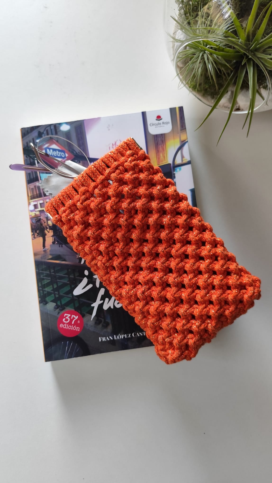 Estuche · Portagafas Hilo Brillante · Hecho para brillar contigo ·