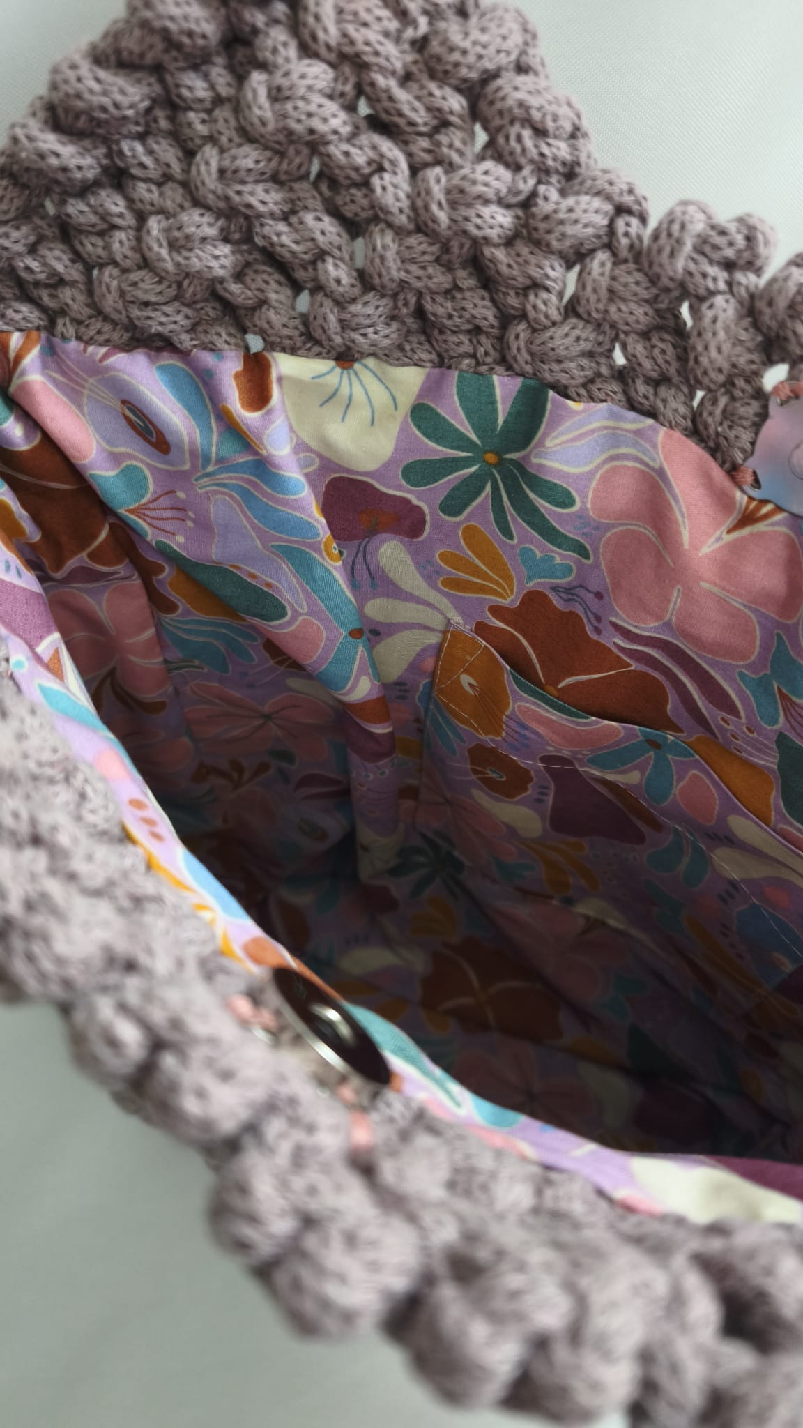 Bolso Primavera  · Un bolso con carácter propio ·
